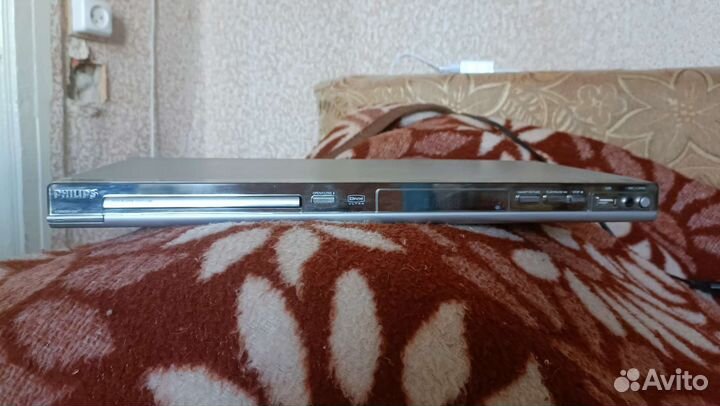DVD плеер Philips DVP5168kx/51
