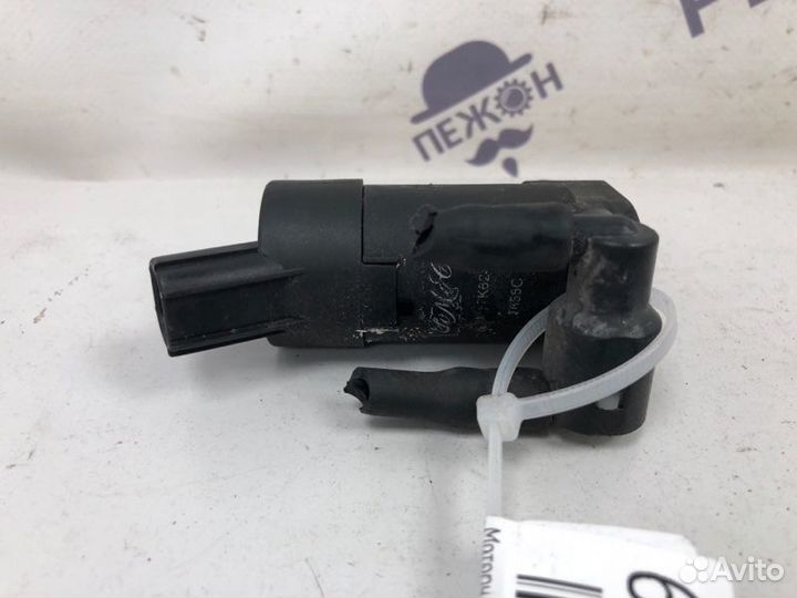 Моторчик бачка омывателя Ford Focus хэтчбек 5 дв