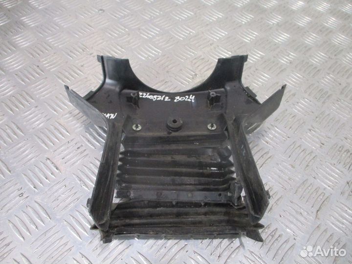 Кожух рулевой колонки верхний MAN 81461130143