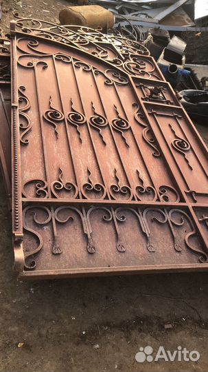 Ворота распашные кованые