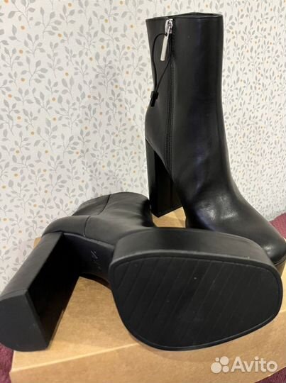 Ботильоны zara 40 новые