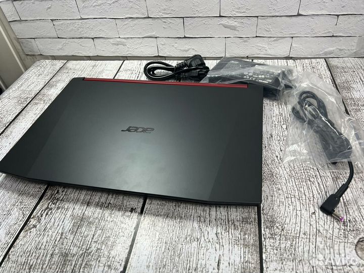 Игровой ноутбук Acer nitro