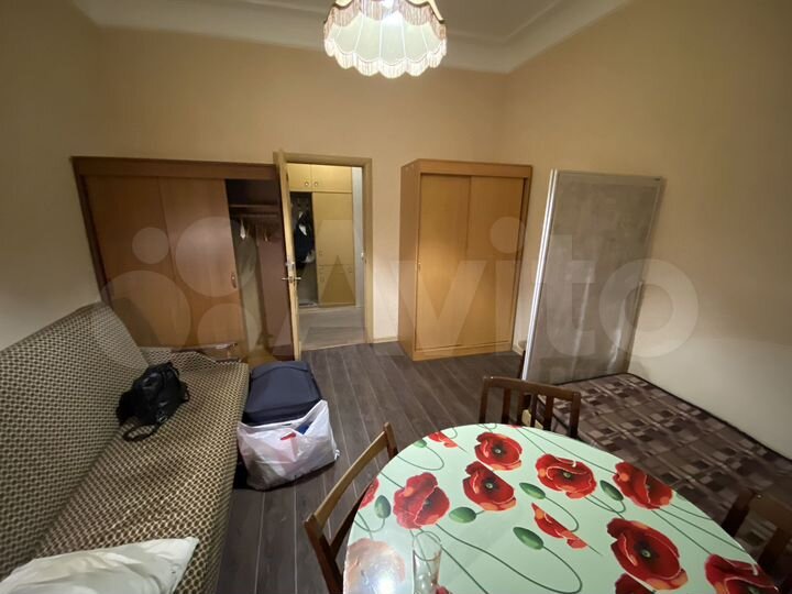 Комната 22 м² в 3-к., 2/8 эт.