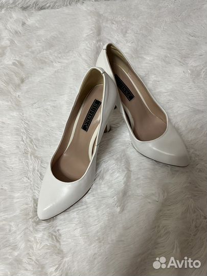 Туфли белые