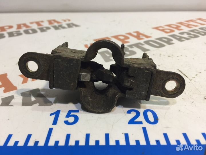 Мерседес Вито Замок капота