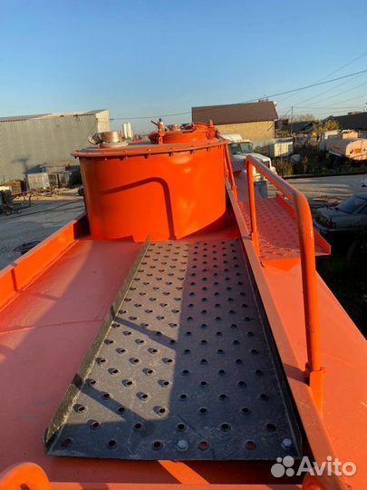 Полуприцеп бензовоз Нефаз 96742, 2010