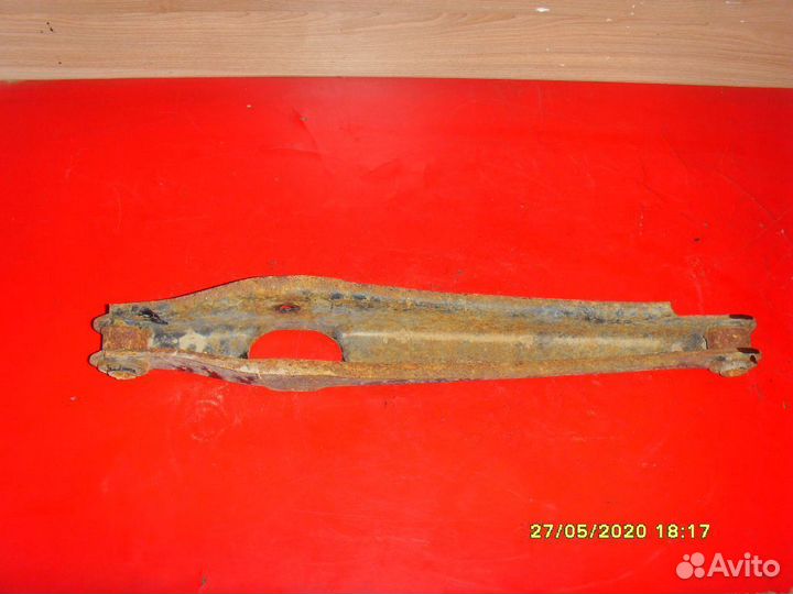 Рычаг задний поперечный 4113A011 Mitsubishi Lancer