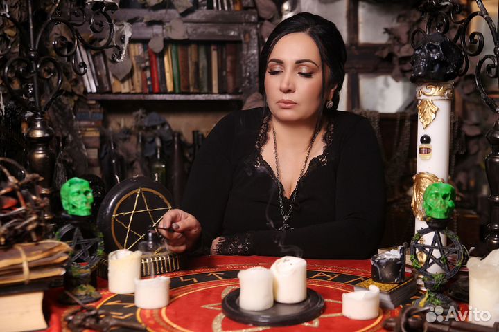 Гадание на картах Таро Магия Приворот Экстрасенс