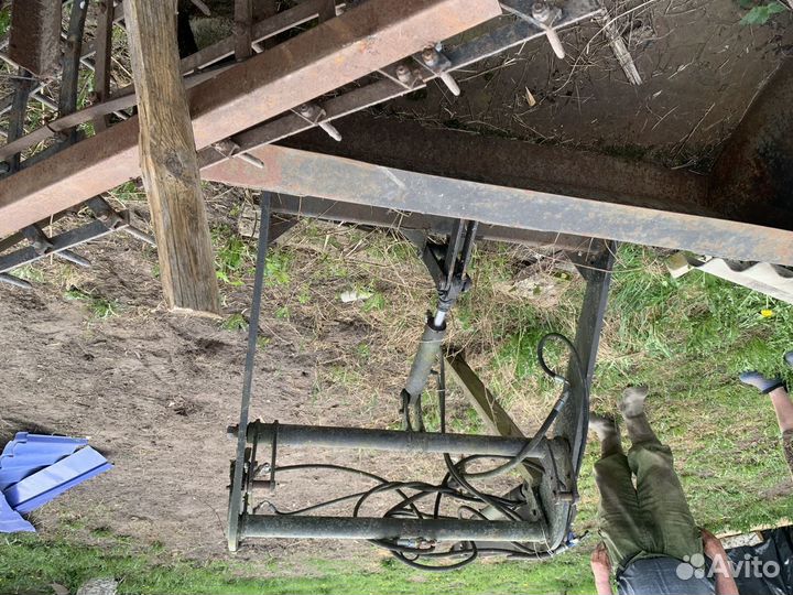 Кун (ковш универсальный, навесной)