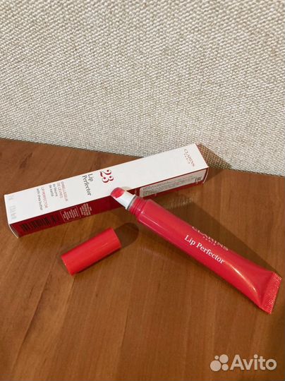 Блеск Clarins Lip Perfector 23