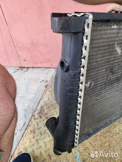 Радиатор bmw 5 e34