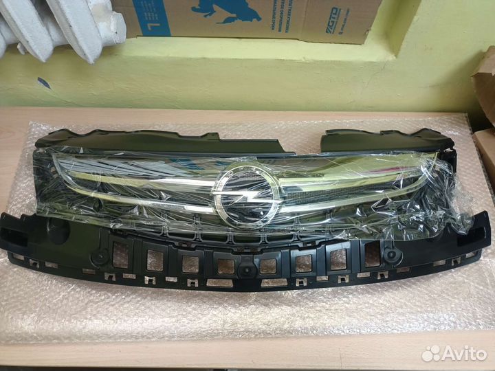 Решетка радиатора opel corsa d рестайлинг