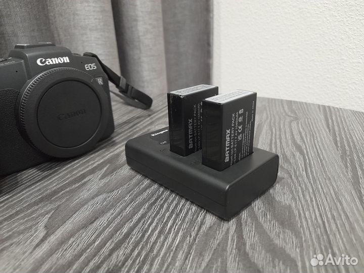 Беззеркальная камера canon rp