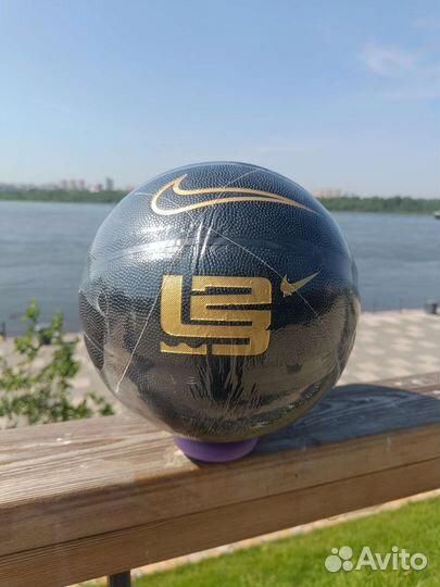 Мяч для баскетбола Nike