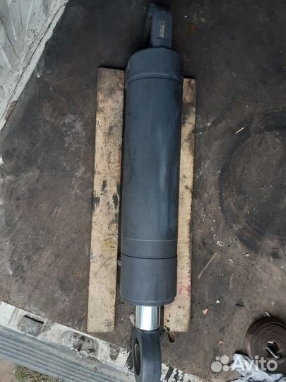 Цилиндр аутригера