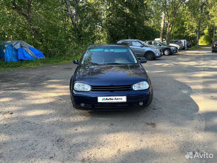 Volkswagen Golf 1.8 МТ, 2001, 305 000 км