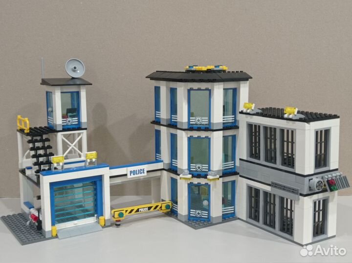 Lego city 60141 Полицейский участок Оригинал