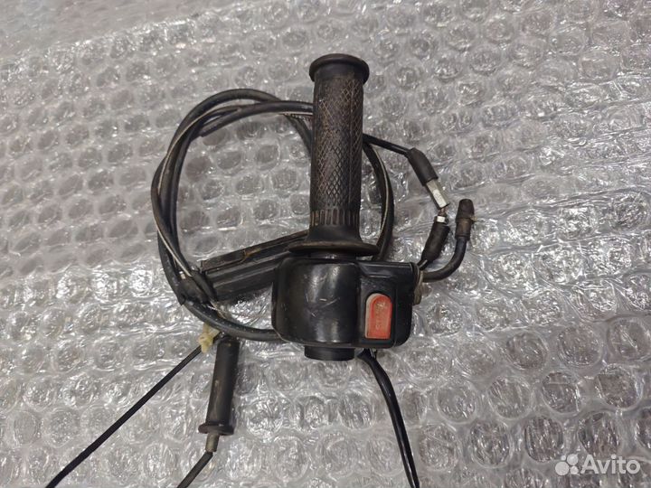 Права пульт Yamaha Grand Axis 100