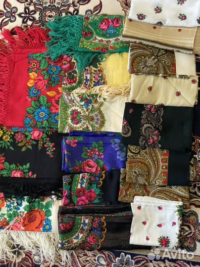 Шарфы и палантины