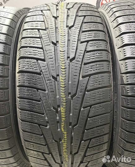 Nokian Tyres Hakkapeliitta R 215/65 R16 99N