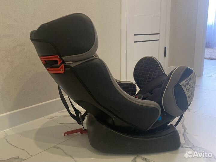 Детское автокресло от 0 до 25 кг