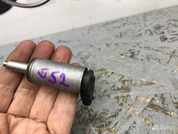 Клапан электромагнитный Audi A5 8T cdnc 2011