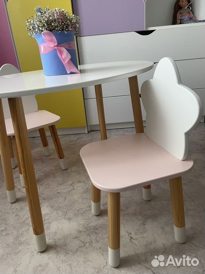 Детский стол и стул