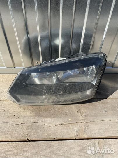 Фара левая Skoda Yeti 2014