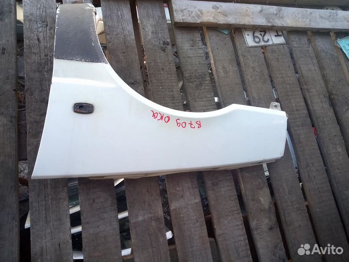 Крыло переднее левое Ока