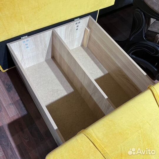 Диван-кровать выкатной 90