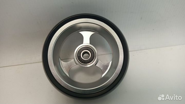 Переднее колесо активной инвалидной коляски