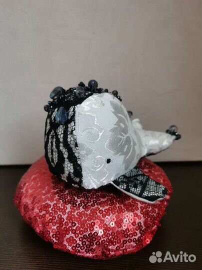 Игрушка ручной работы кит