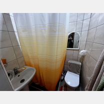 3-к. квартира, 50 м², 1/2 эт., Новодеревянковская