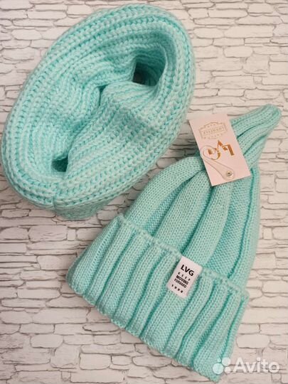 Комплект шапка и снуд зима