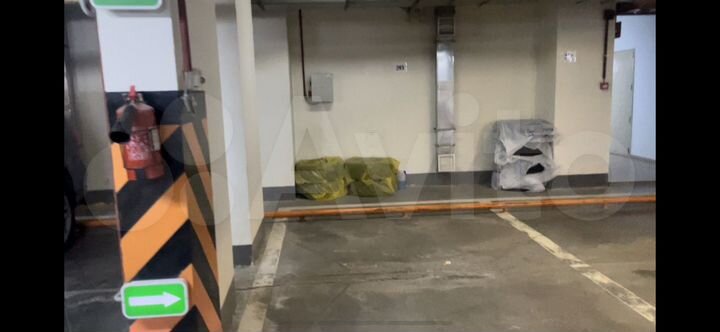 Машиноместо, 15 м²