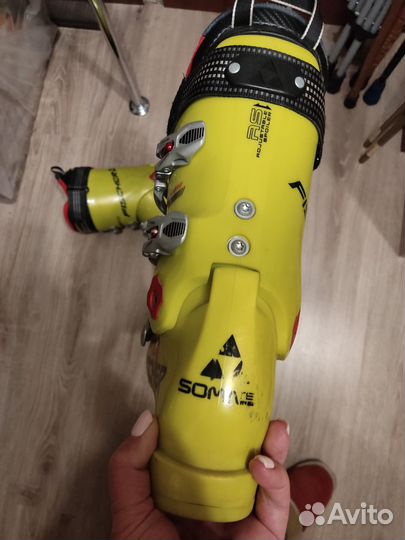 Горнолыжные ботинки fischer worldcup размер 25.5