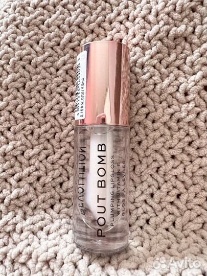 Блеск для губ Plumping lipgloss прозрачный