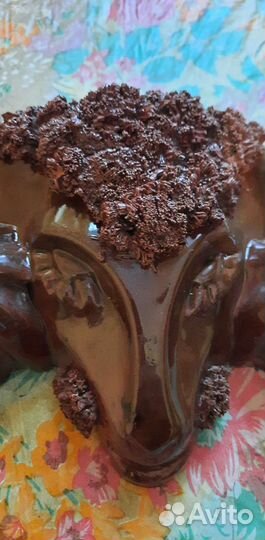 Кашпо для цветов настенное