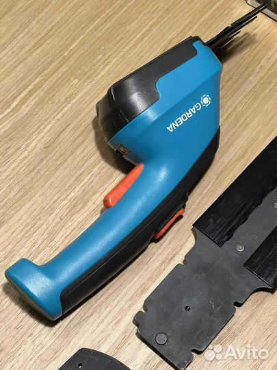 Ножницы кусторез аккумуляторный gardena