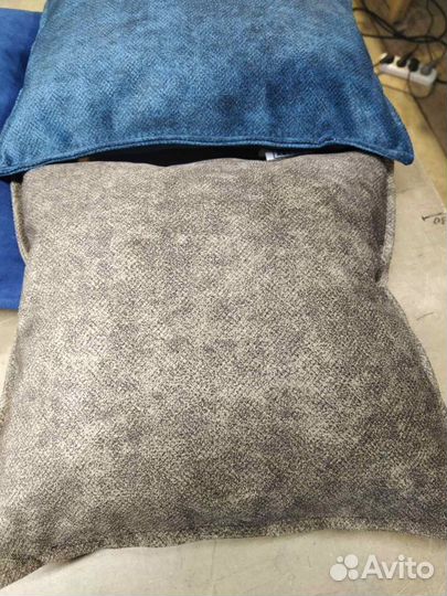 Подушка диванная декоративная