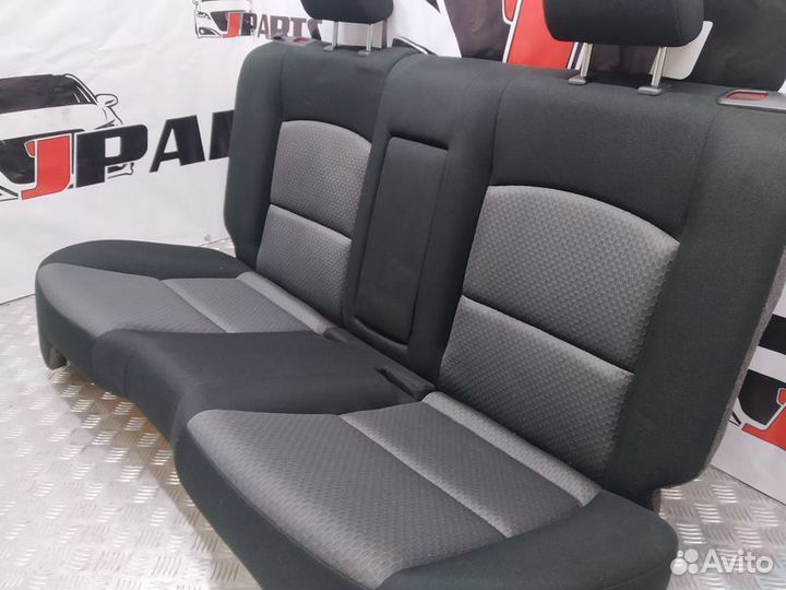 Диван Mazda 3 BK рестайлинг (2006—2009)