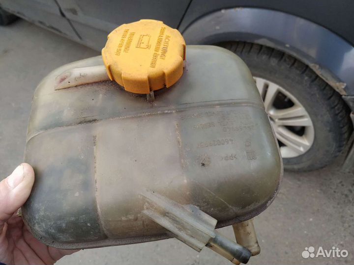 Расширительный бачек