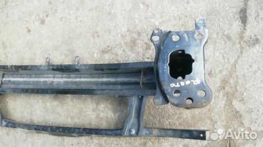 Усилитель бампера передний (кронштейн) volkswagen