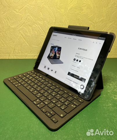 Чехол клавиатура (для iPad 7 - 9 пок.)