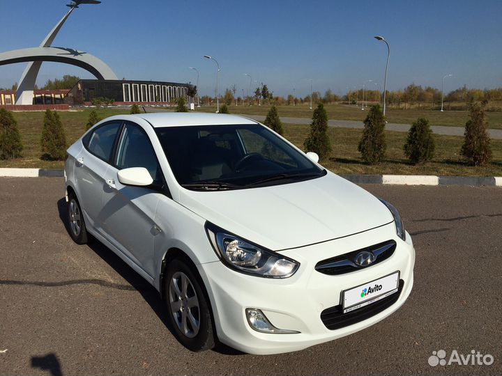 Hyundai Solaris 1.4 AT, 2012, 68 890 км