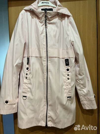 Ветровка для девочки