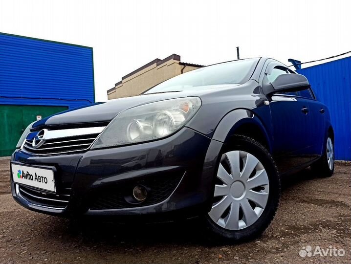 Opel Astra 1.6 AT, 2012, 135 000 км