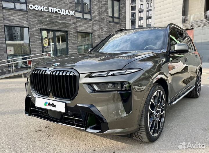BMW X7 3.0 AT, 2022, 5 000 км