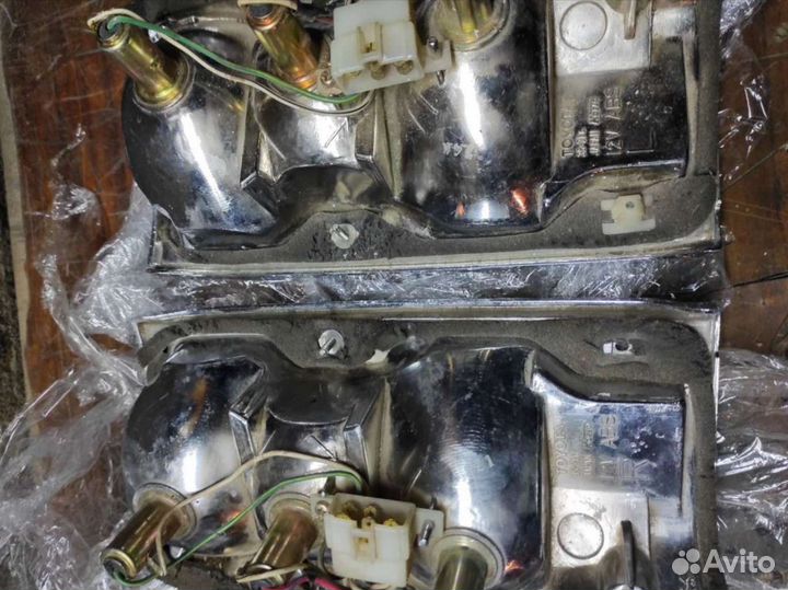 Задние фонари Toyota 4Runner