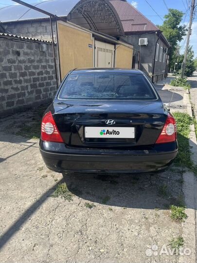 Hyundai Elantra 1.6 МТ, 2003, битый, 200 000 км